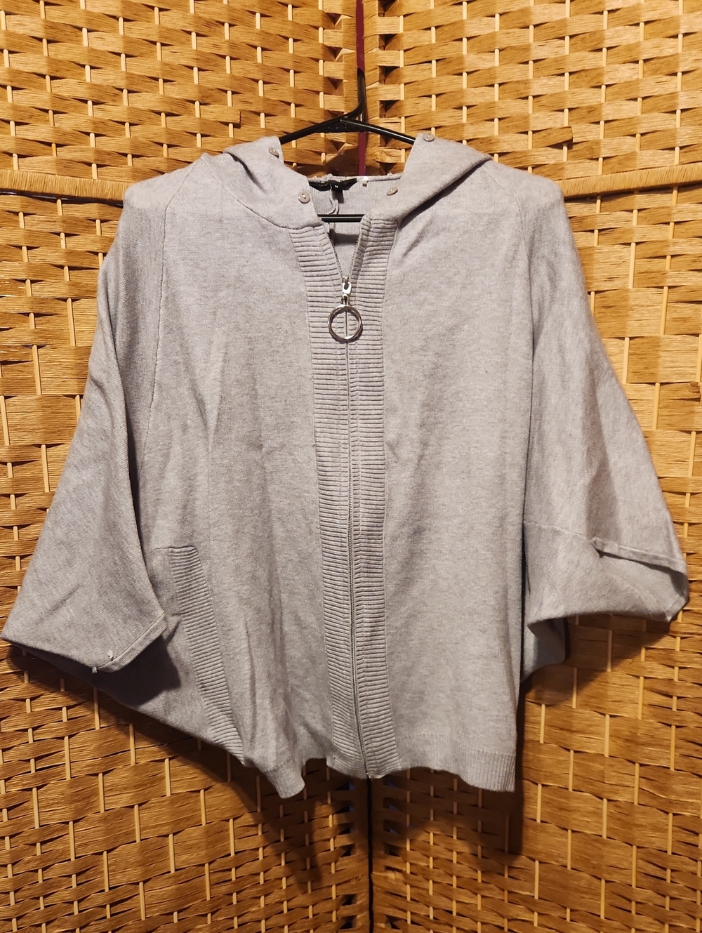 Petite Studio, Women's Light Gray Hooded Zip Hooded Poncho, Cardigan Sz M